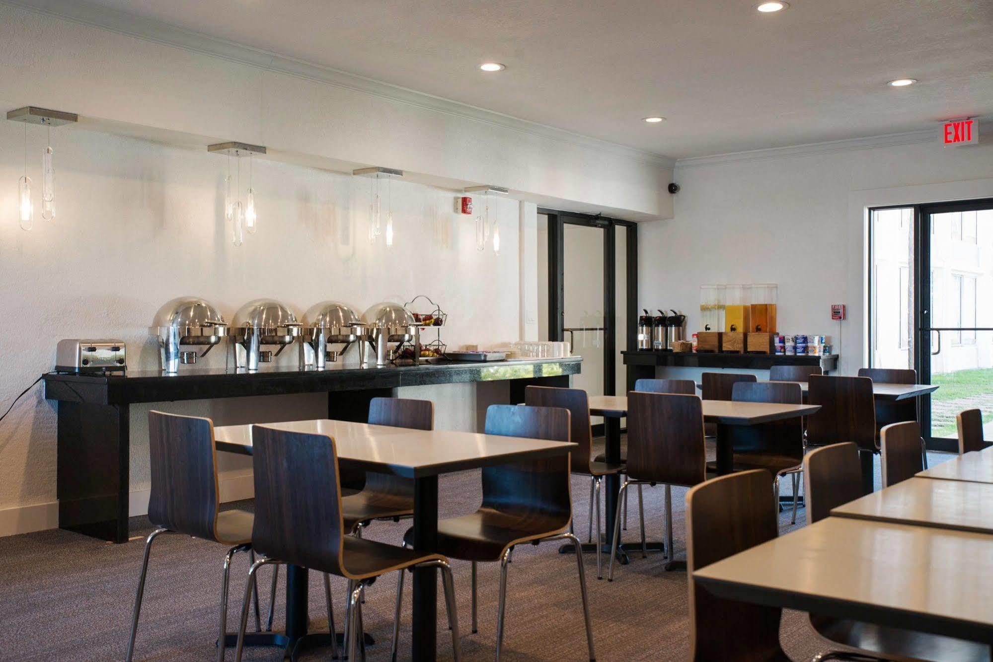 The West Wing Boutique Hotel แทมปา ภายนอก รูปภาพ